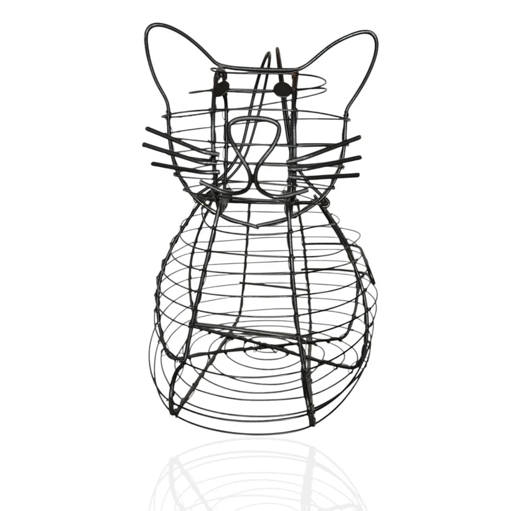 Vintage 90s Cat‎ Shaped Wire Basket | Collecting Eggs Gathering Herbs Farmhouse